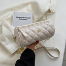 Cartera Adeline color crema