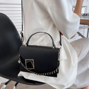 Cartera Alessia color negro