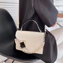Cartera Alessia color crema