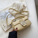 Cartera Bianca modelo amarillo