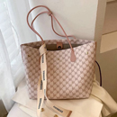 Cartera Evelyn color crema