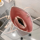 Cartera Evelyn interior