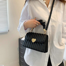 Cartera Klassy color negro