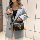 Cartera leonora color negro
