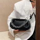 Cartera Meena color negro