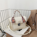 Cartera Meline crema